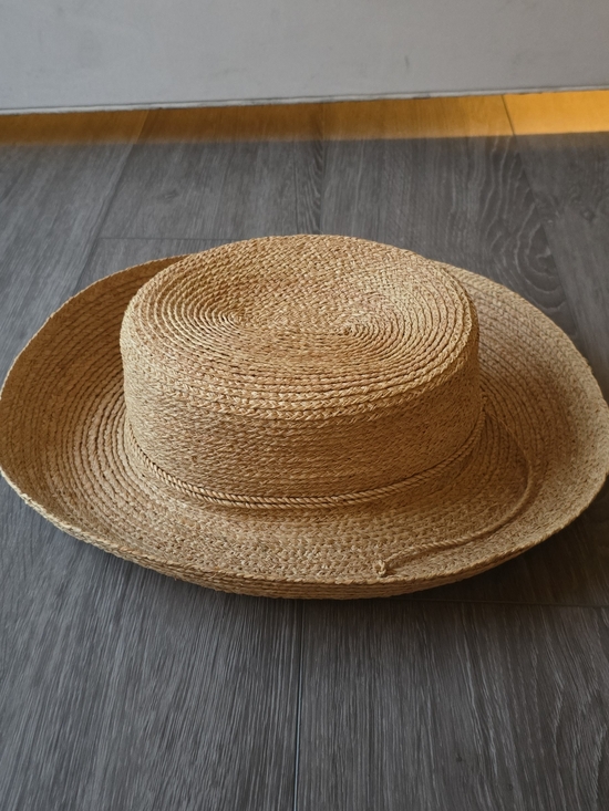 Helen Kaminski Accessories - Kaminski 100% Raffia Wide Brim Sun Hat Made in Australia Natural Straw Vacation